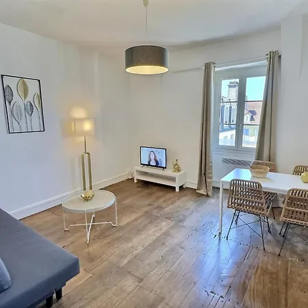 Wonderhost, La De Margot En Hypercentre *