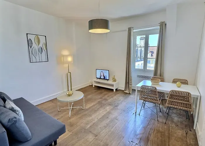 Wonderhost, La De Margot En Hypercentre *